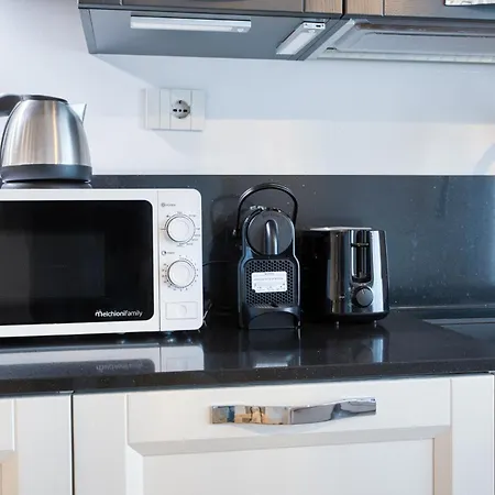 Easylife - Eleganza Moderna Vicino A Life * Milan