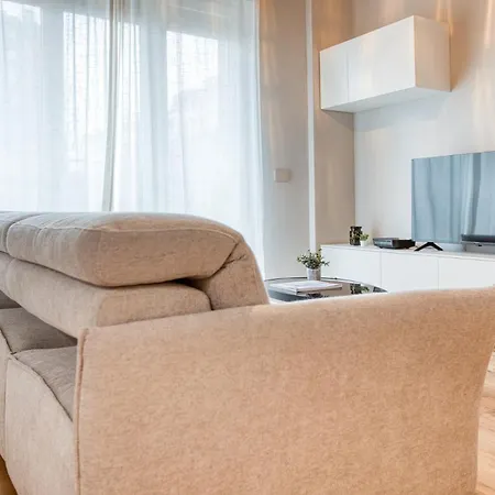 Apartment Easylife - Eleganza Moderna Vicino A Life *