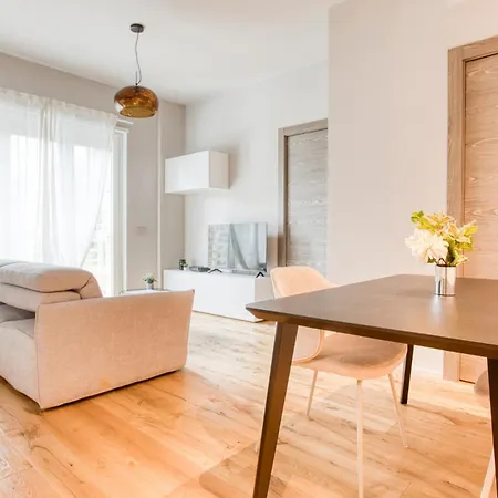 Apartment Easylife - Eleganza Moderna Vicino A Life *
