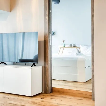 Apartment Easylife - Eleganza Moderna Vicino A Life Milan