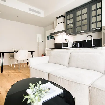 Easylife - Eleganza Moderna Vicino A Life *
